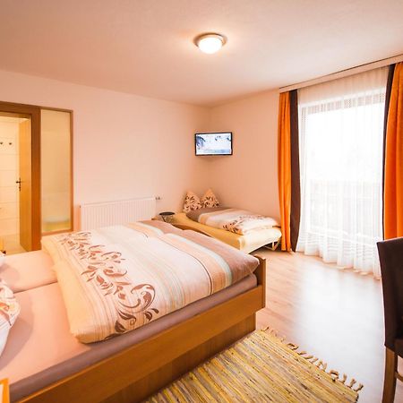 Hotel Pension Barbara Sankt Martin am Tennengebirge Rum bild