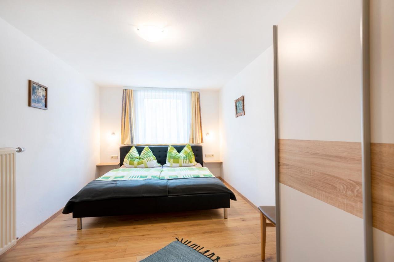 Hotel Pension Barbara Sankt Martin am Tennengebirge Exteriör bild